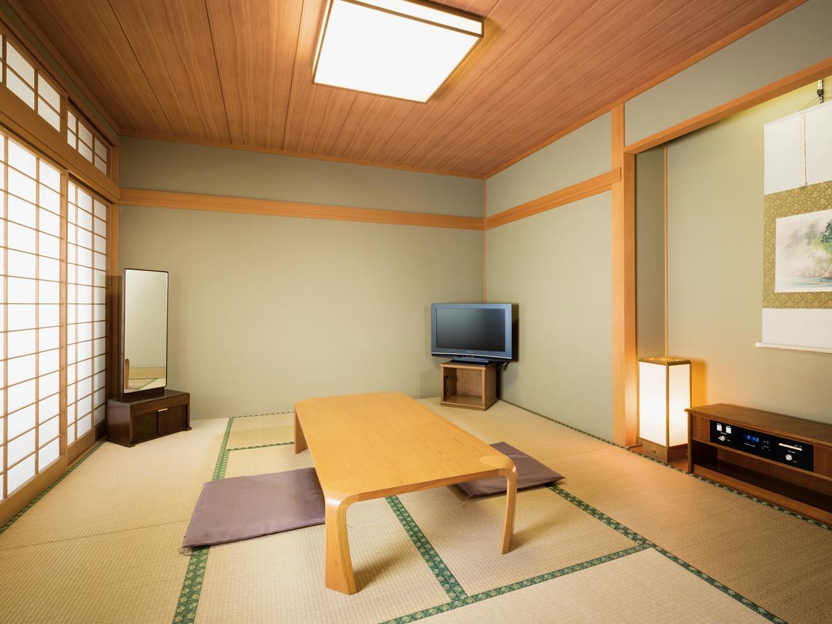 Takarazuka Hotel Exterior foto